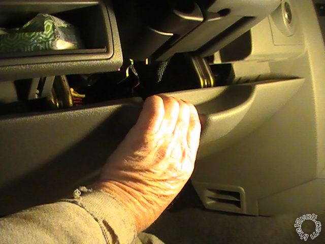 2007 Jeep Commander Remote Start Pictorial -- posted image.